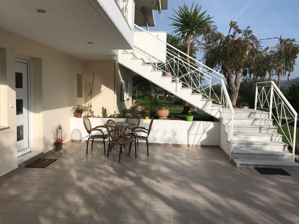פלטאריה Armonia Apartment מראה חיצוני תמונה